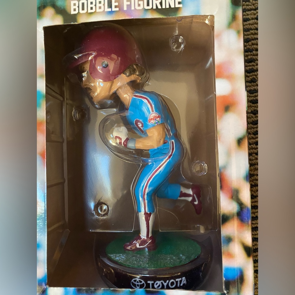 Mike Schmidt bobble head